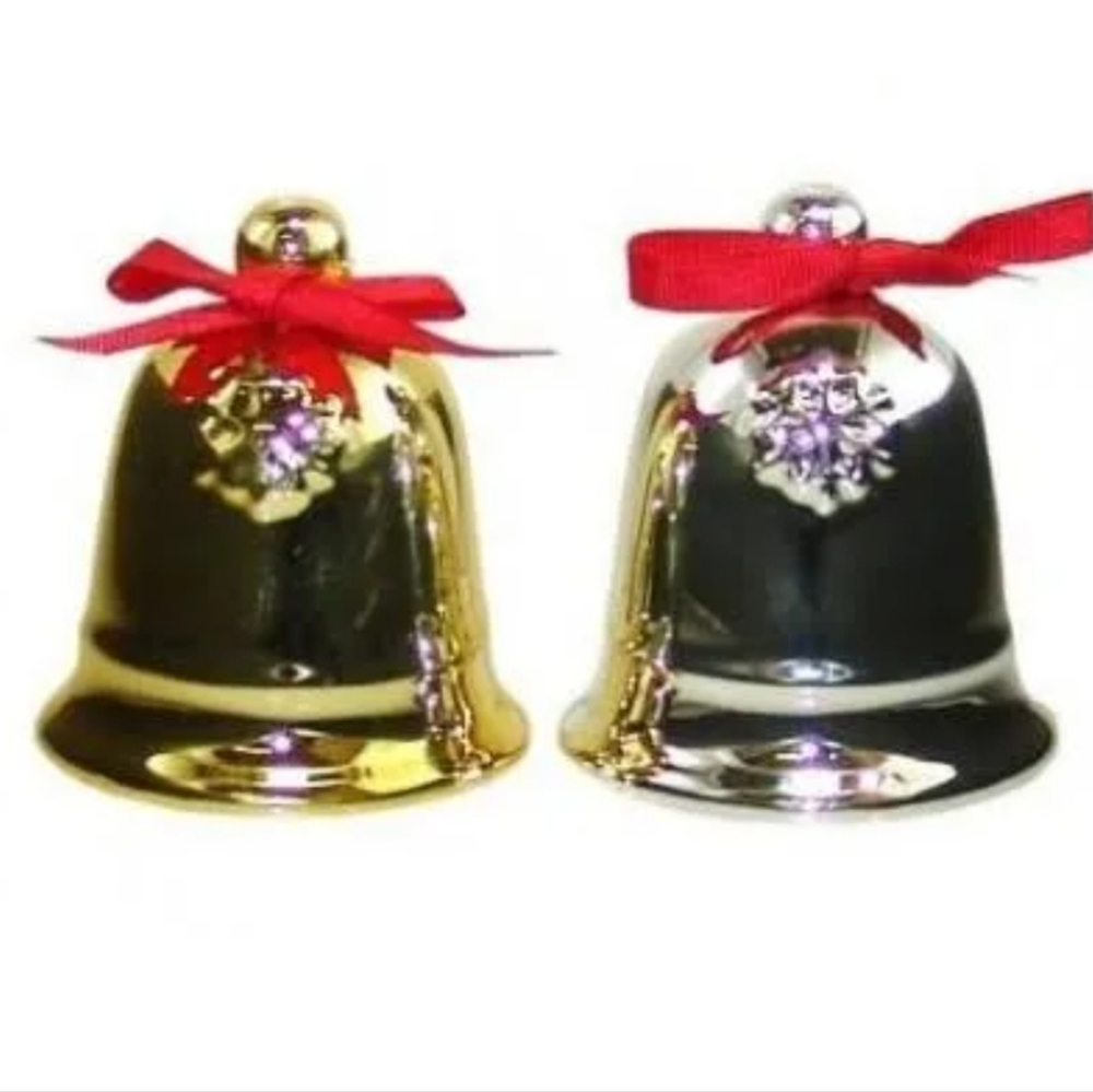 HALLMARK NIB JINGLING SALT & PEPPER SHAKERS SET CHRISTMAS BELLS